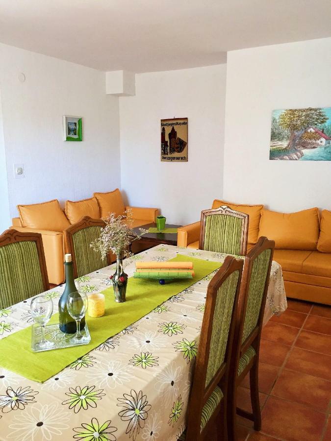 Apartments Mirela Karlobag Dış mekan fotoğraf